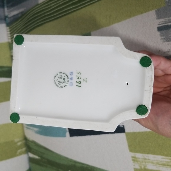 Copenhagen Porcelain The Little Match Girl B&G Bing and Grondahl Figurine Signed - Picture 12 of 13